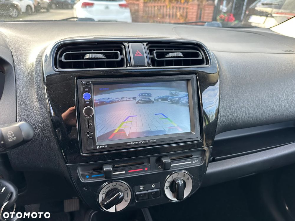 Mitsubishi Space Star - 13