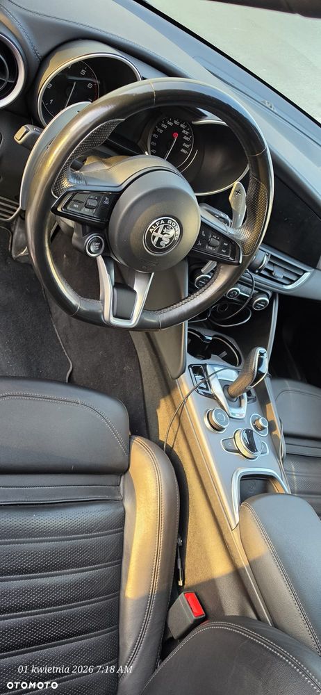 Alfa Romeo Giulia 2.0 Turbo Veloce Q4 - 6