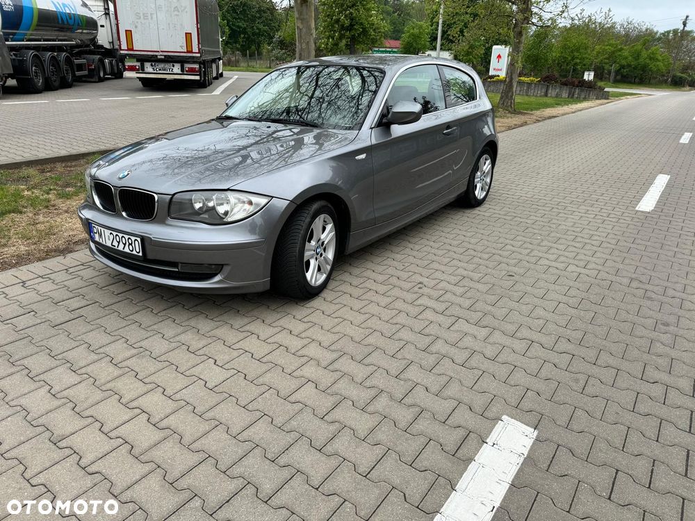 BMW Seria 1 118d - 11
