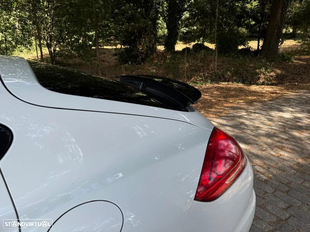 Porsche Panamera - 31