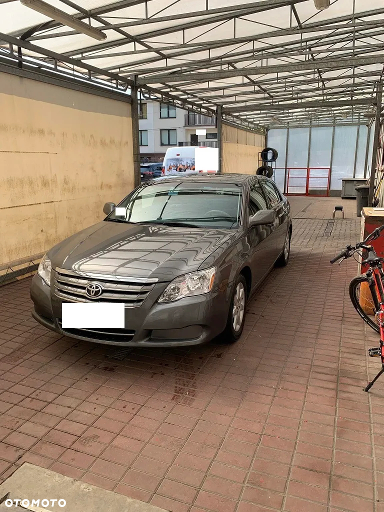 Toyota Avalon 3.5 XL - 19