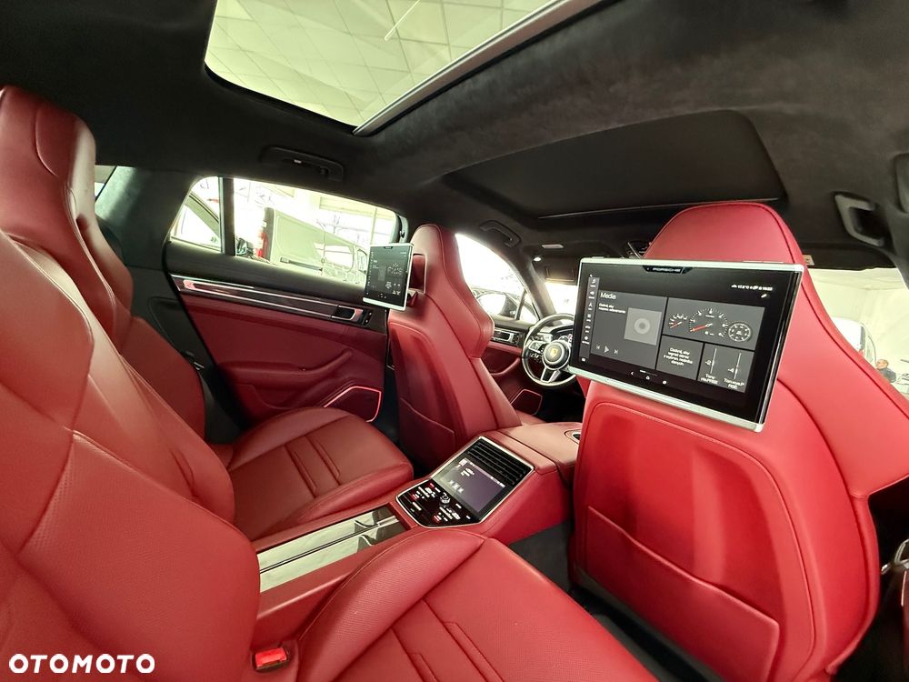 Porsche Panamera - 17