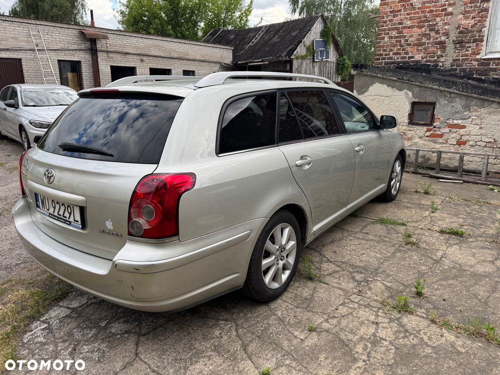 Toyota Avensis 2.0 VVT-i Sol plus - 6