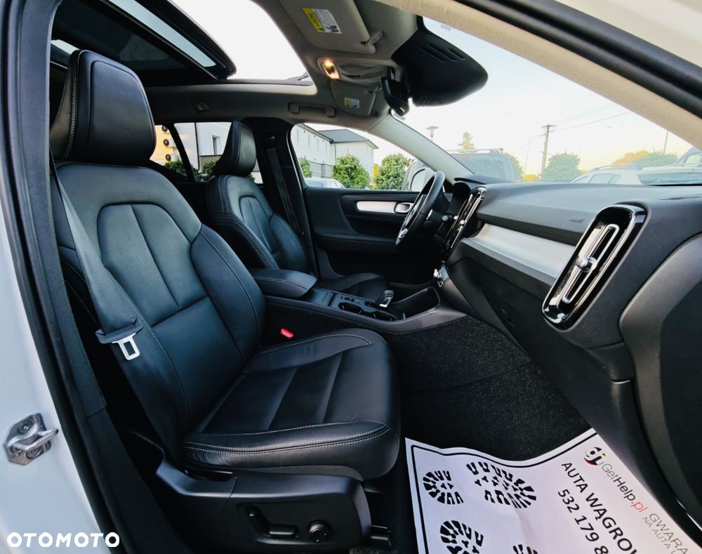 Volvo XC 40 T5 AWD Momentum Pro - 37