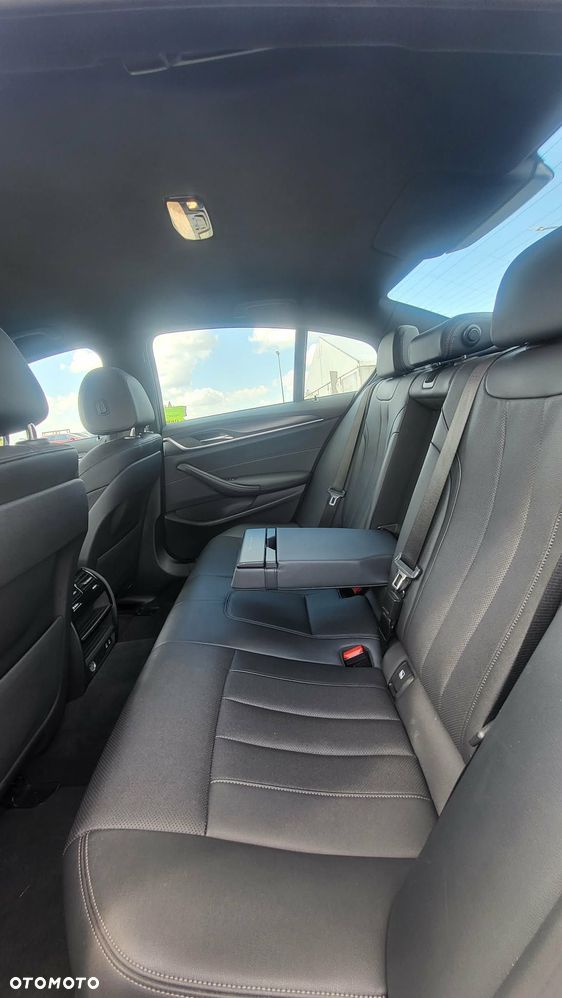 BMW Seria 5 520d mHEV M Sport sport - 34