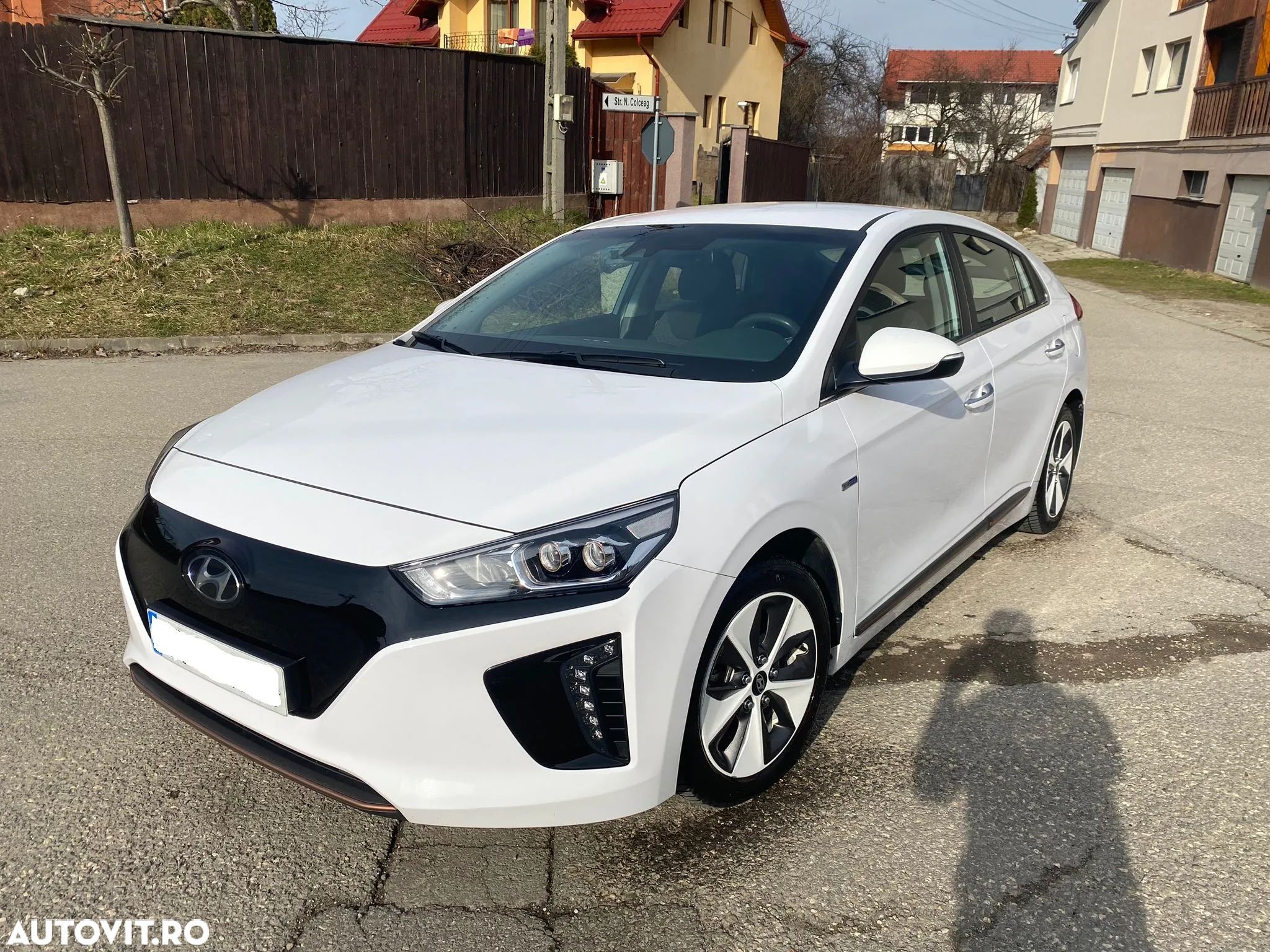Hyundai IONIQ Electric 120CP Exclusive - 1