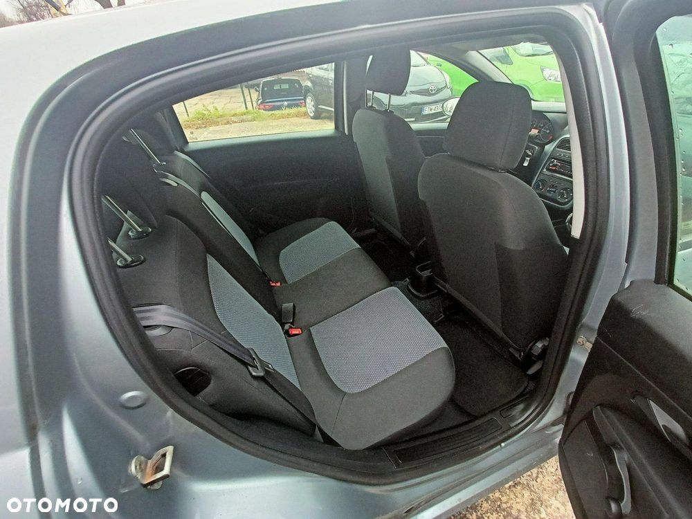 Fiat Grande Punto - 34