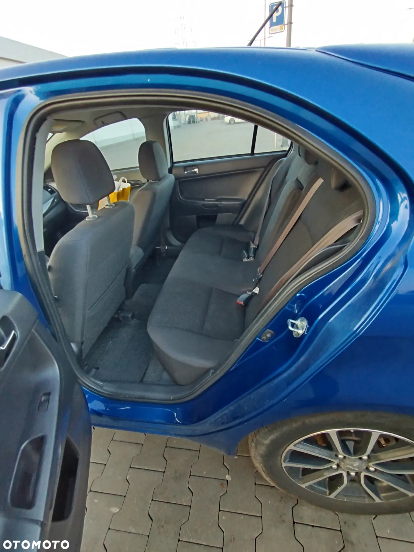 Mitsubishi Lancer 1.6 - 8