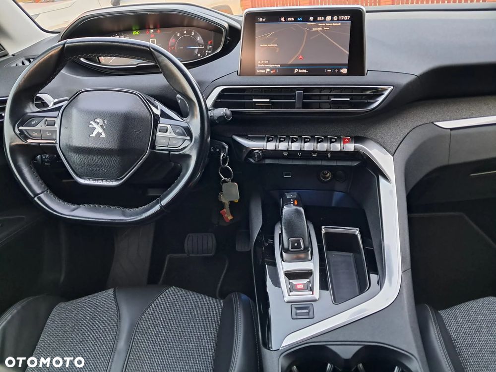Peugeot 3008 - 5