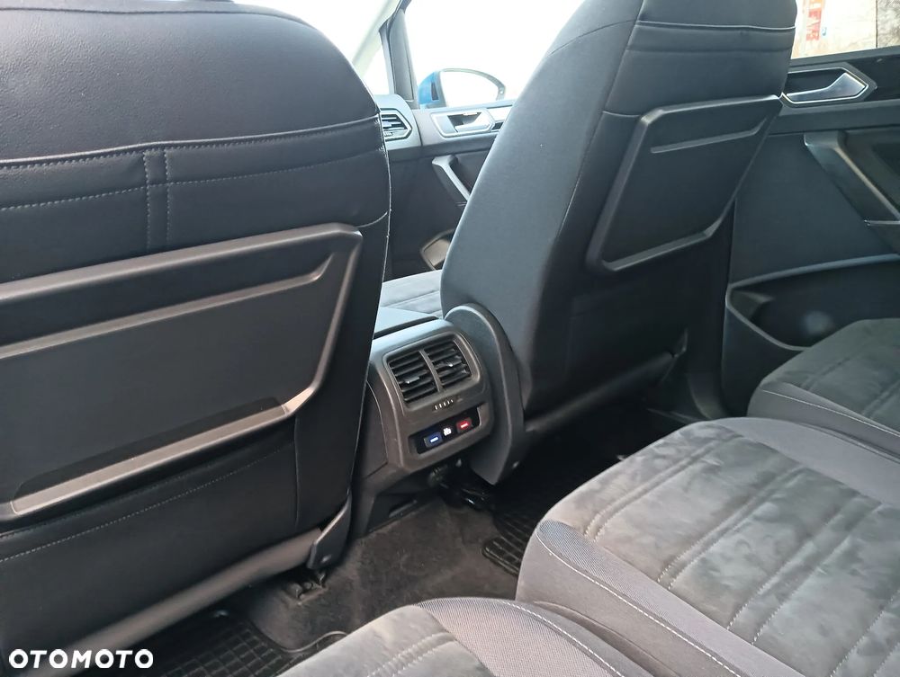 Volkswagen Touran 1.4 TSI (BlueMotion Technology) DSG Highline - 24