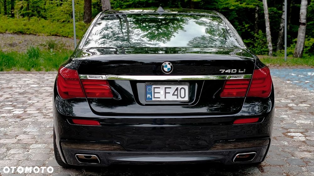 BMW Seria 7 740Li - 6
