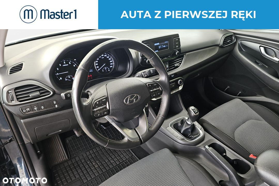 Hyundai i30 1.5 DPI Classic + - 10