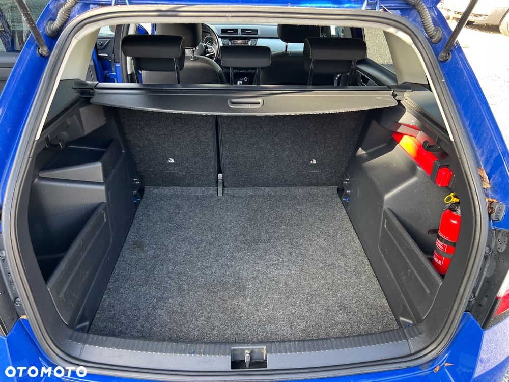 Skoda Fabia 1.0 TSI Style Color DSG - 28