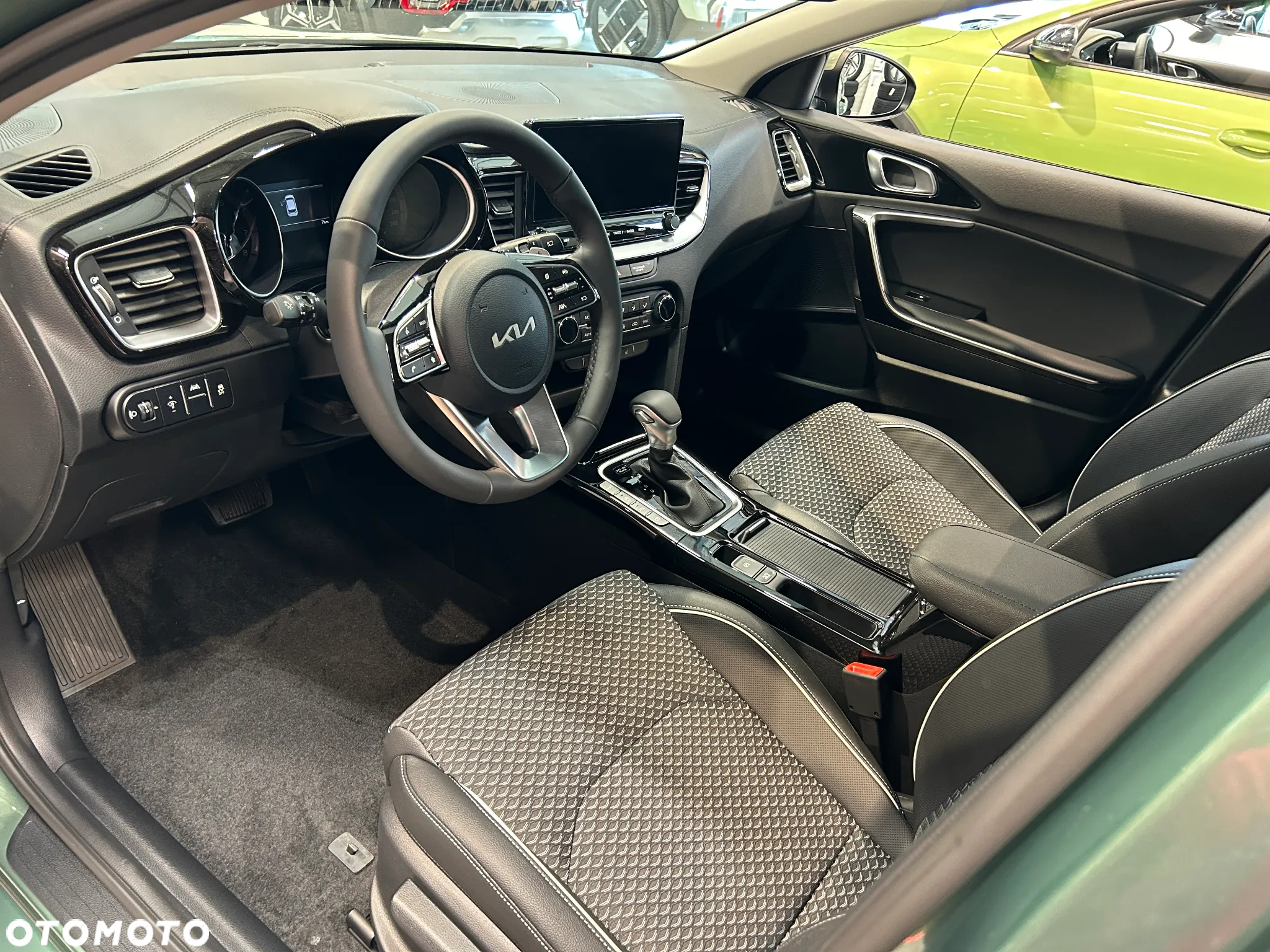 Kia Ceed 1.5 T-GDI Tribute DCT - 10