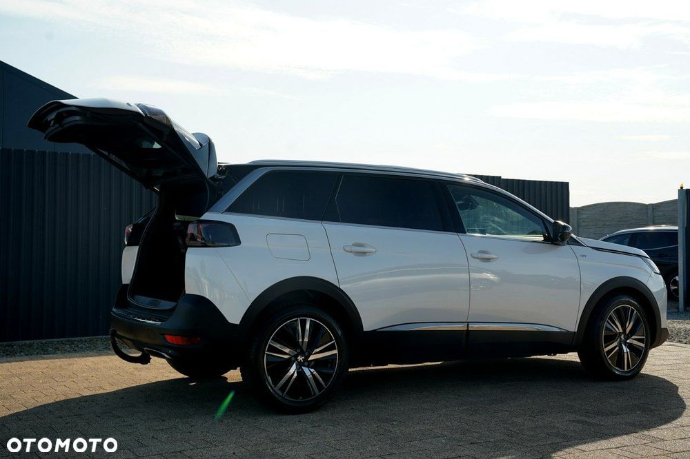 Peugeot 5008 - 3