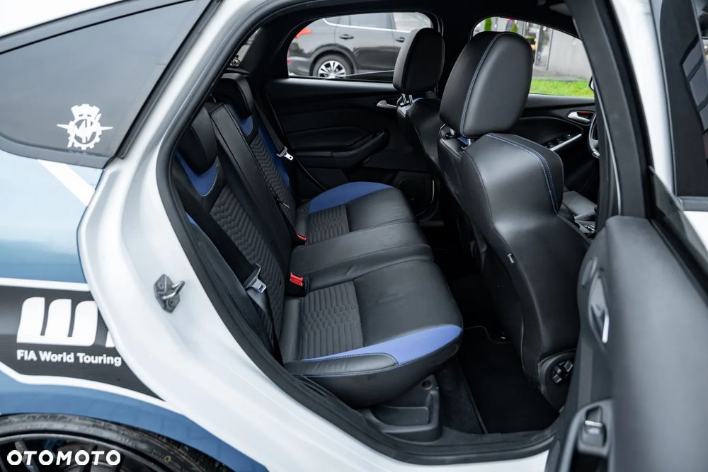 Ford Focus 2.0 EcoBoost ST mit Leder-Sport-Paket - 22