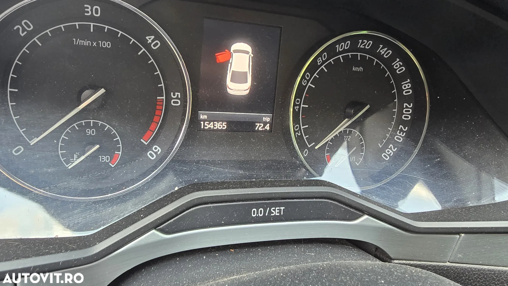 Skoda Superb 1.6 TDI DSG Ambition - 3