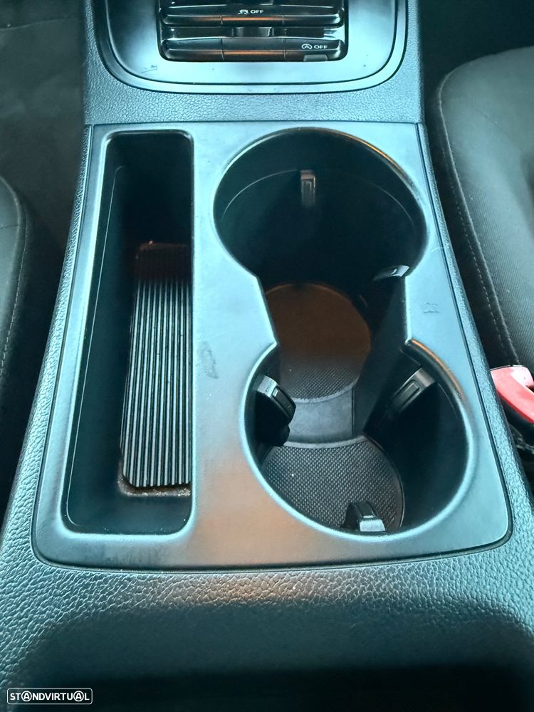Audi A4 Avant 2.0 TDI - 10
