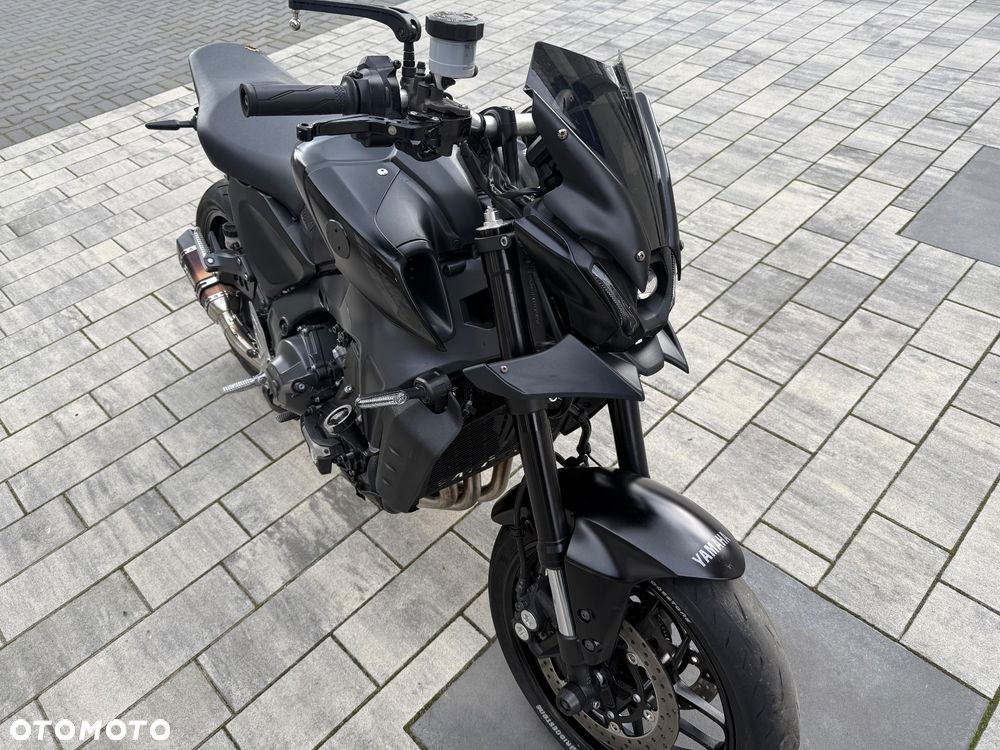 Yamaha MT - 2
