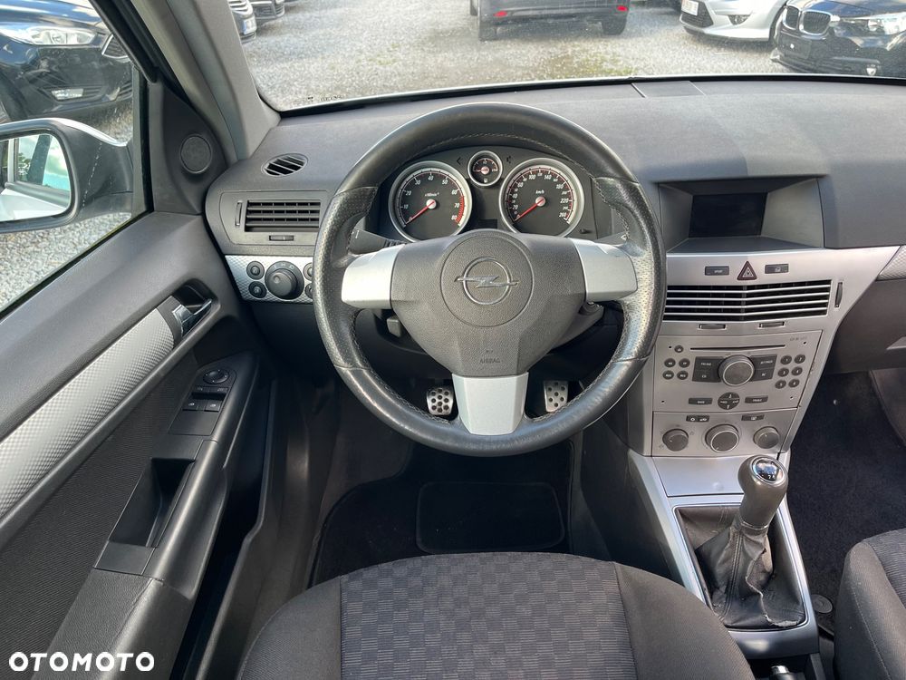 Opel Astra 1.6 Sport - 10