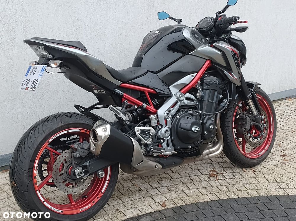 Kawasaki Z 900 - 6