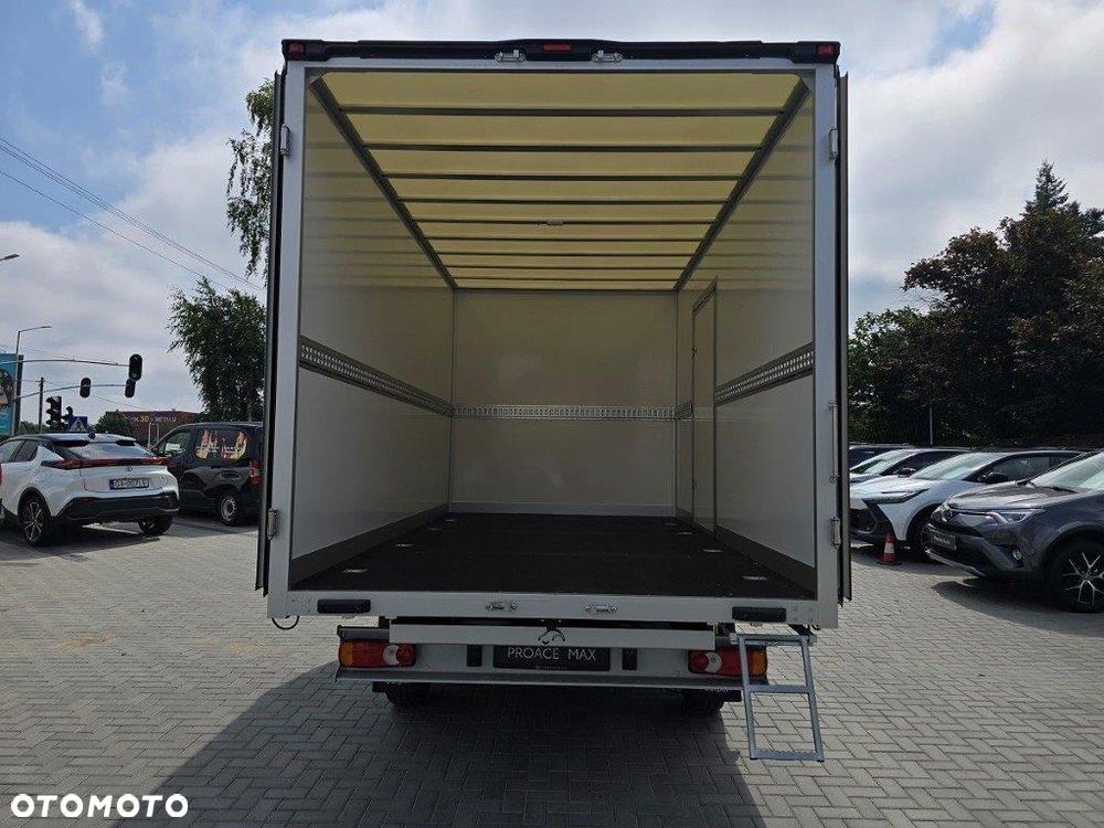 Toyota Proace MAX - 11