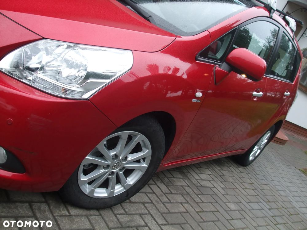 Toyota Corolla Verso - 7