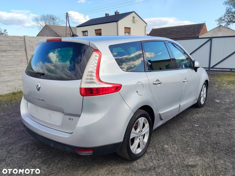 Renault Grand Scenic dCi 150 FAP Dynamique - 5