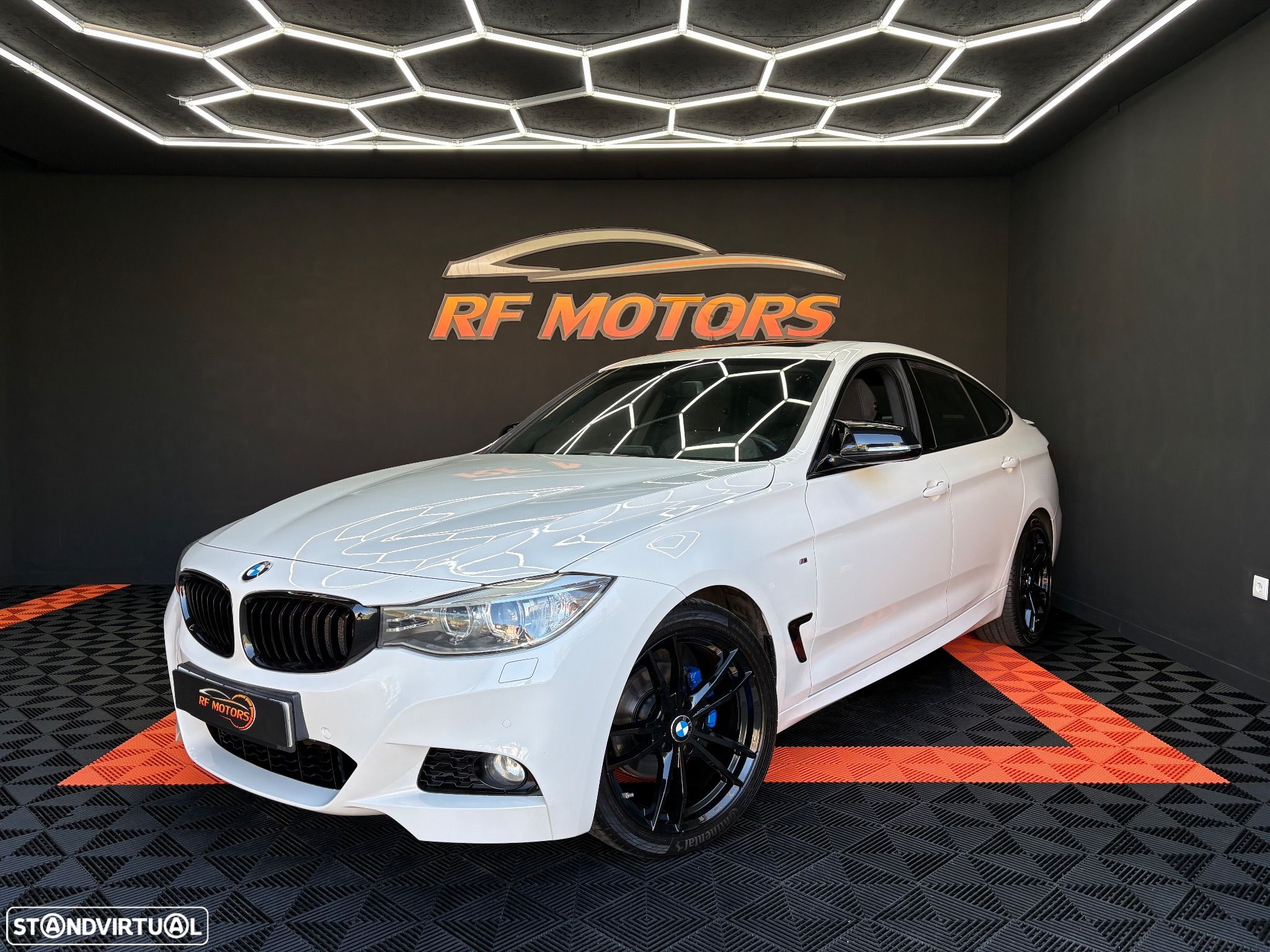 BMW 320 Gran Turismo d Auto Pack M - 1