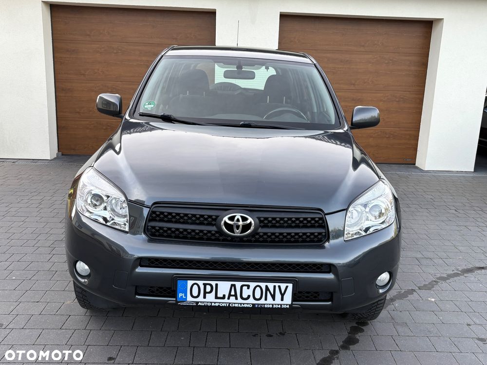 Toyota RAV4 - 11