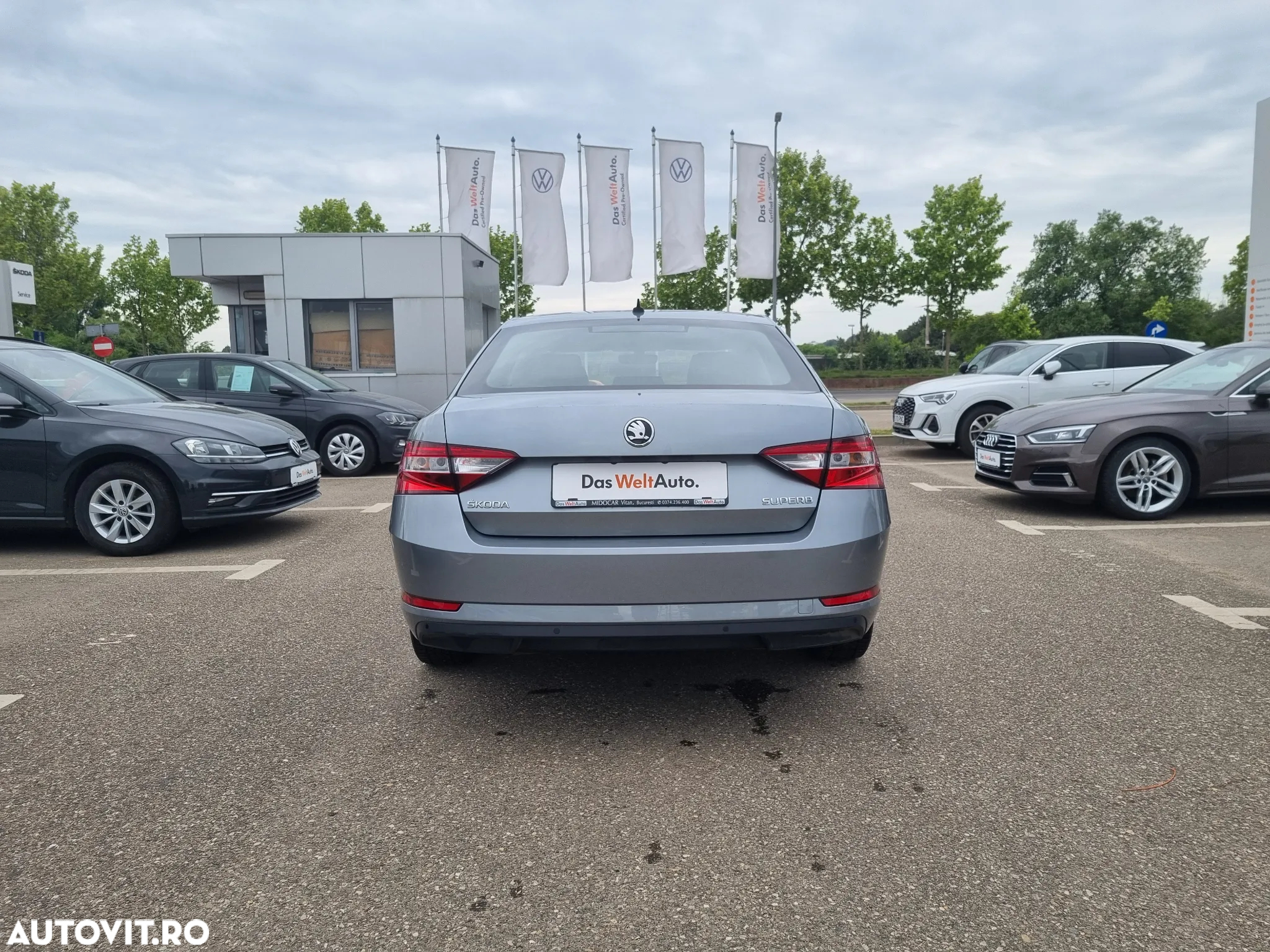 Skoda Superb 2.0 TDI DSG Ambition - 6