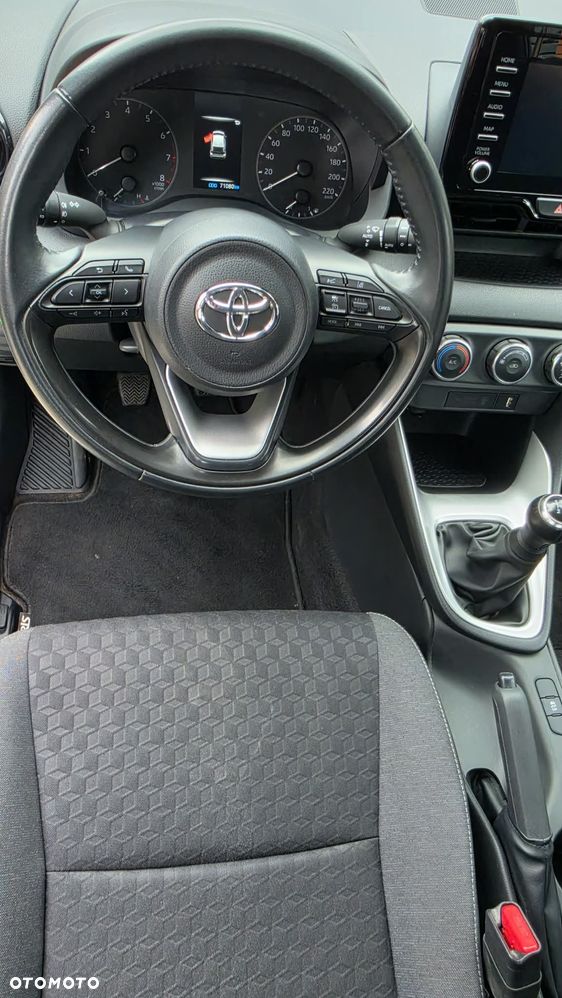 Toyota Yaris 1.0 Comfort - 8