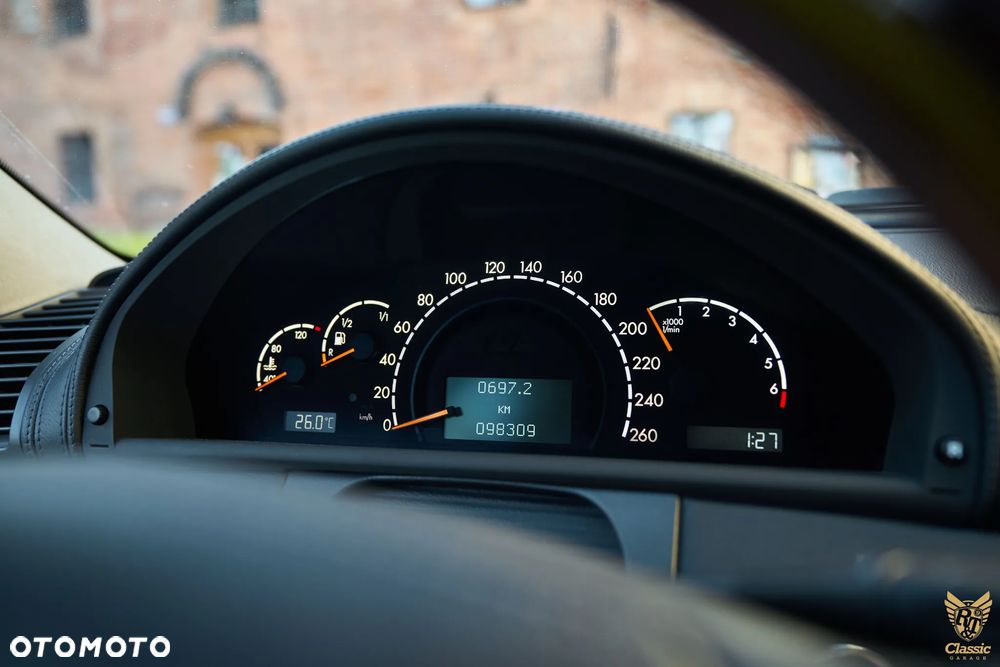 Mercedes-Benz CL 500 - 8