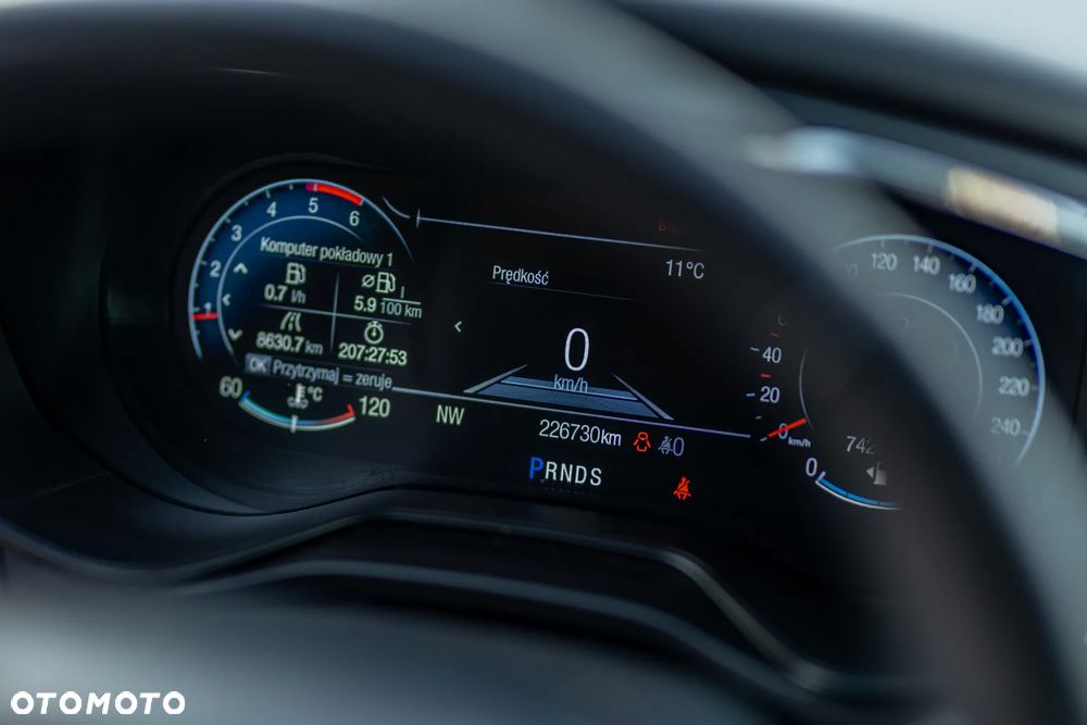 Ford Mondeo 2.0 TDCi Titanium PowerShift - 13