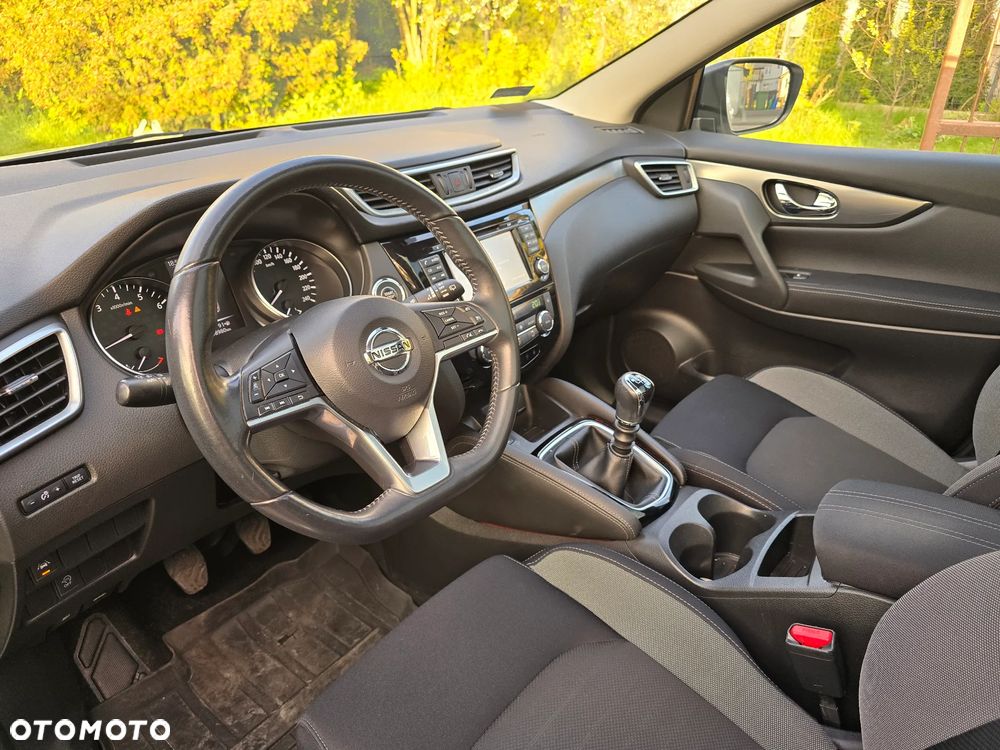 Nissan Qashqai 1.6 DIG-T Tekna - 11