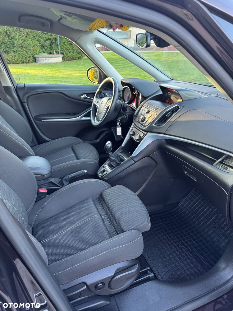 Opel Zafira 2014 photo 5