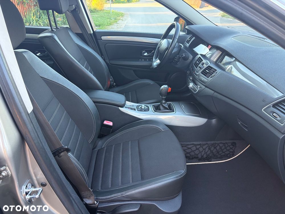 Renault Laguna dCi 110 FAP Expression - 26