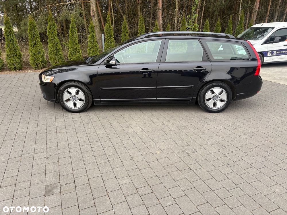 Volvo V50 1.6D DPF DRIVe Kinetic - 8