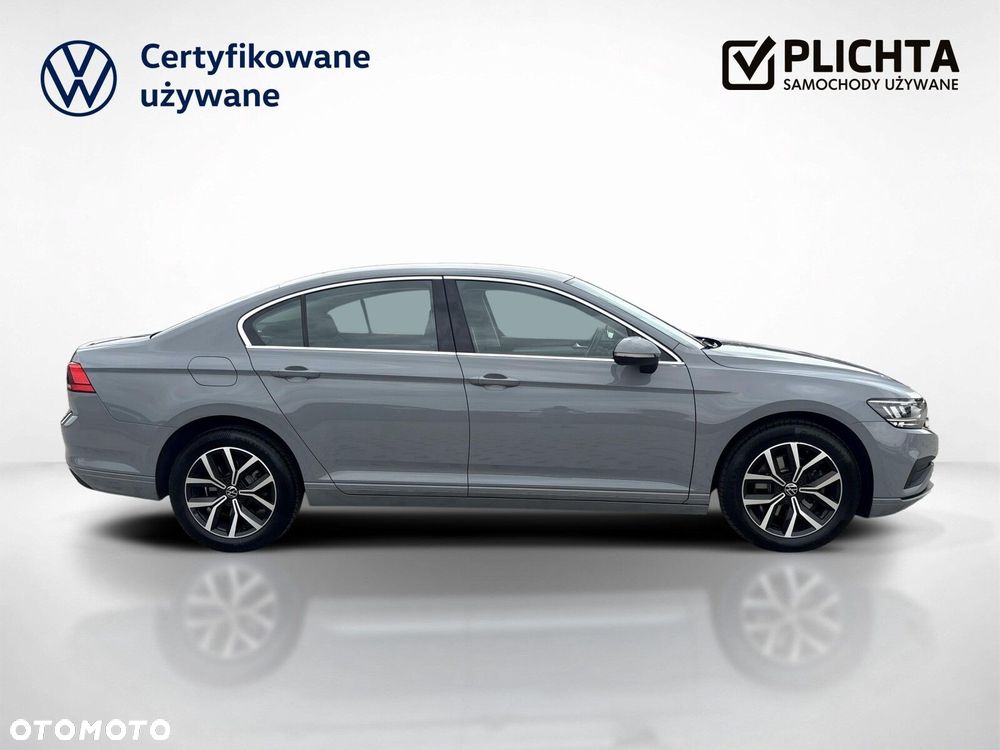 Volkswagen Passat - 7