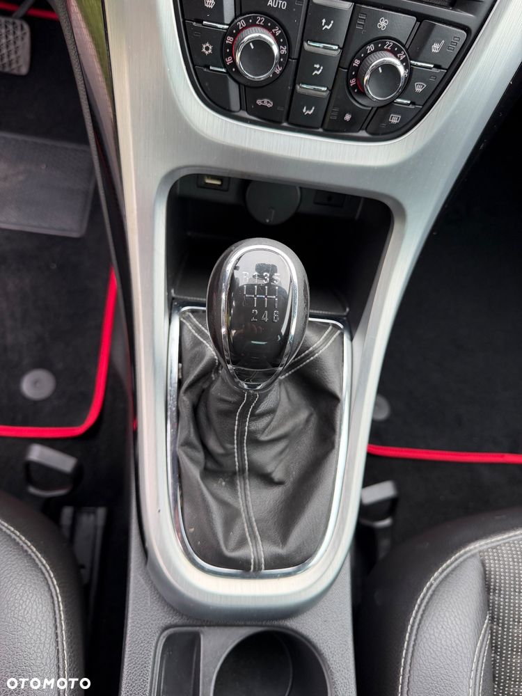 Opel Astra - 10