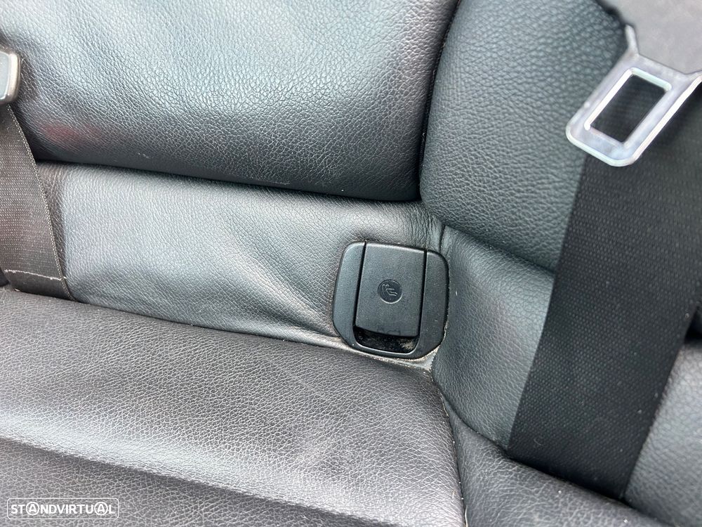 BMW X1 sDrive18d - 12