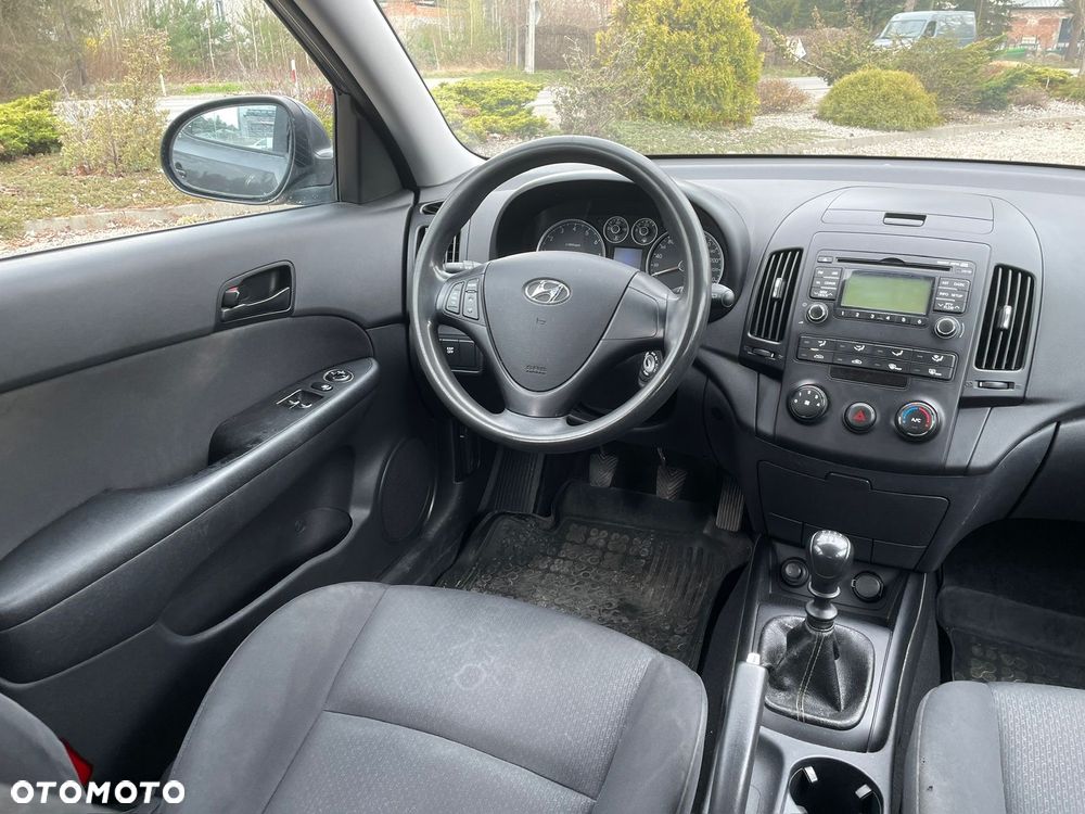 Hyundai i30 1.4 Classic + - 7