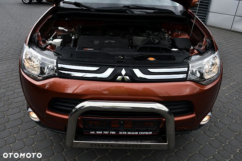 Mitsubishi Outlander 2.0 2WD CVT Diamant Edition+ - 35