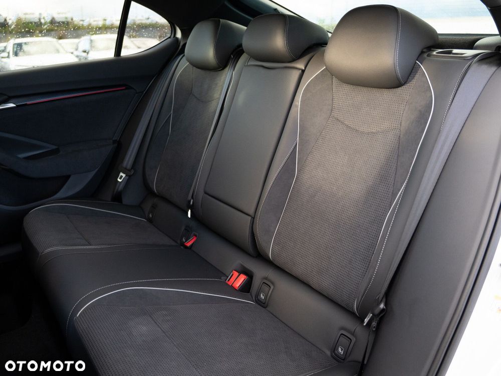 Skoda Superb - 38