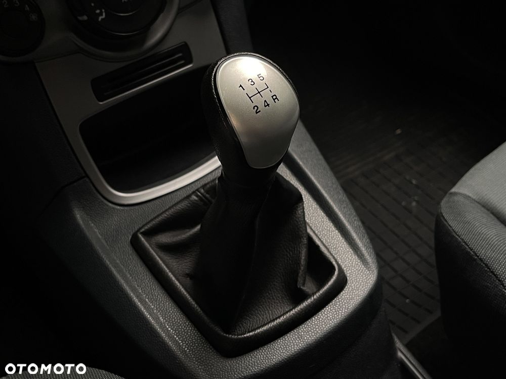 Ford Fiesta - 8