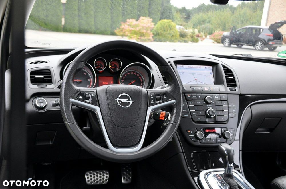 Opel Insignia - 30