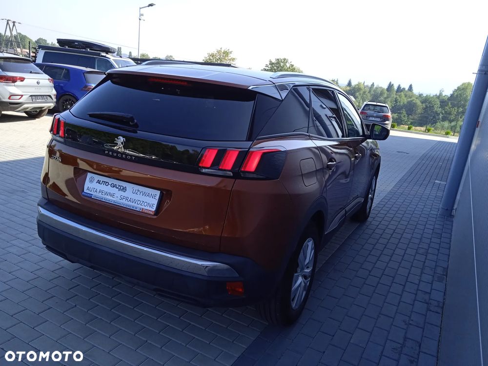 Peugeot 3008 1.2 PureTech Allure S&S - 8