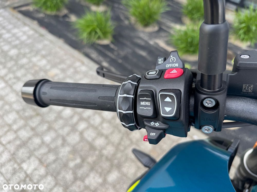BMW R - 6