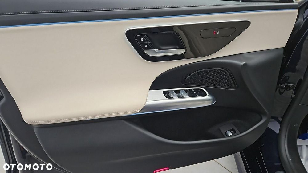 Mercedes-Benz Klasa E 220 d 9G-TRONIC Edition AVANTGARDE - 11