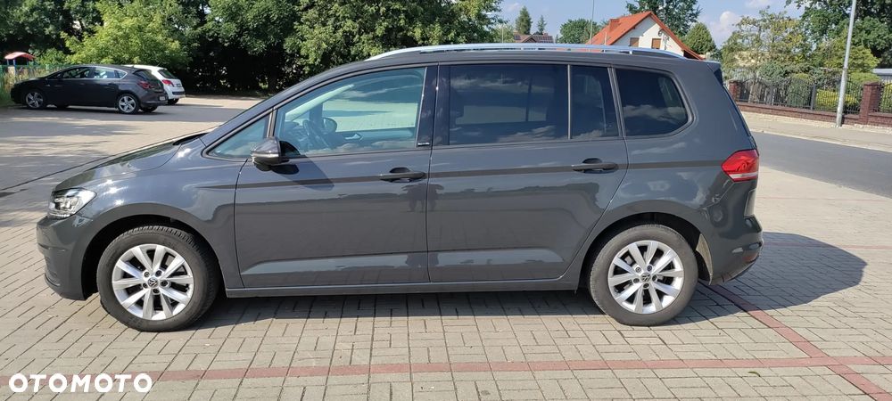 Volkswagen Touran 2.0 TDI SCR DSG ACTIVE - 8